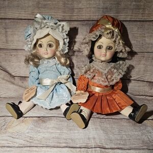 Vintage 1980s Effanbee petite filles Genevieve Nanette dolls